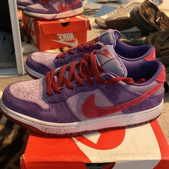 Womens nike dunks - Picture 2 of 4